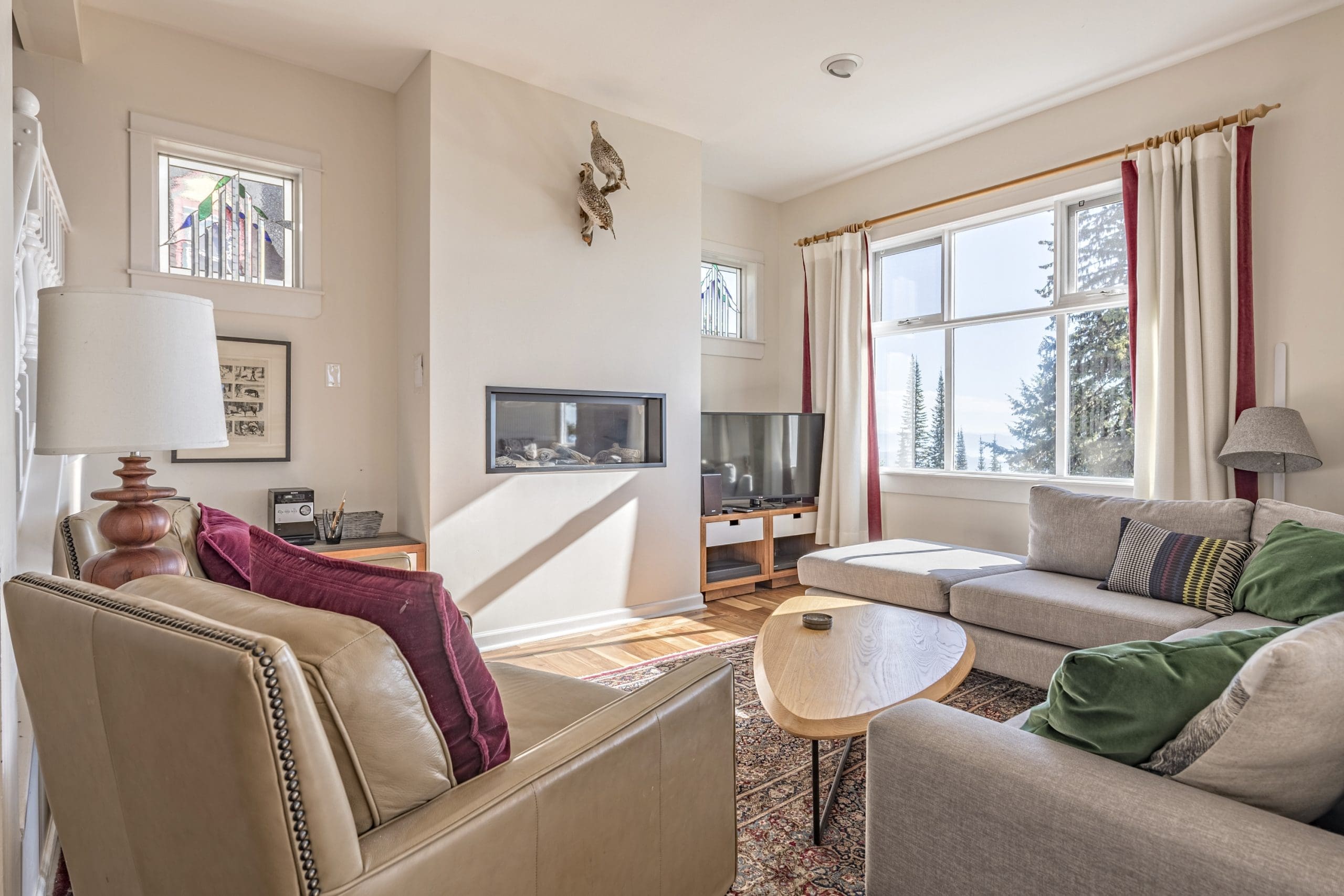 This family friendly home on the Knoll is pet-friendly with incredible mountain views of the Monashees. Ski out right from your yard to the trails/runs and relax in your private hot tub on the deck. Also features private laundry, and multiple living spaces for everyone to spread out.