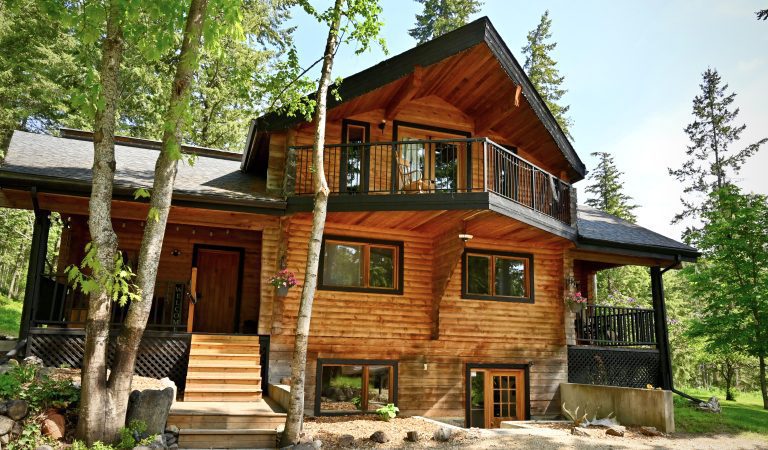 Silver Star Stays - North Okanagan