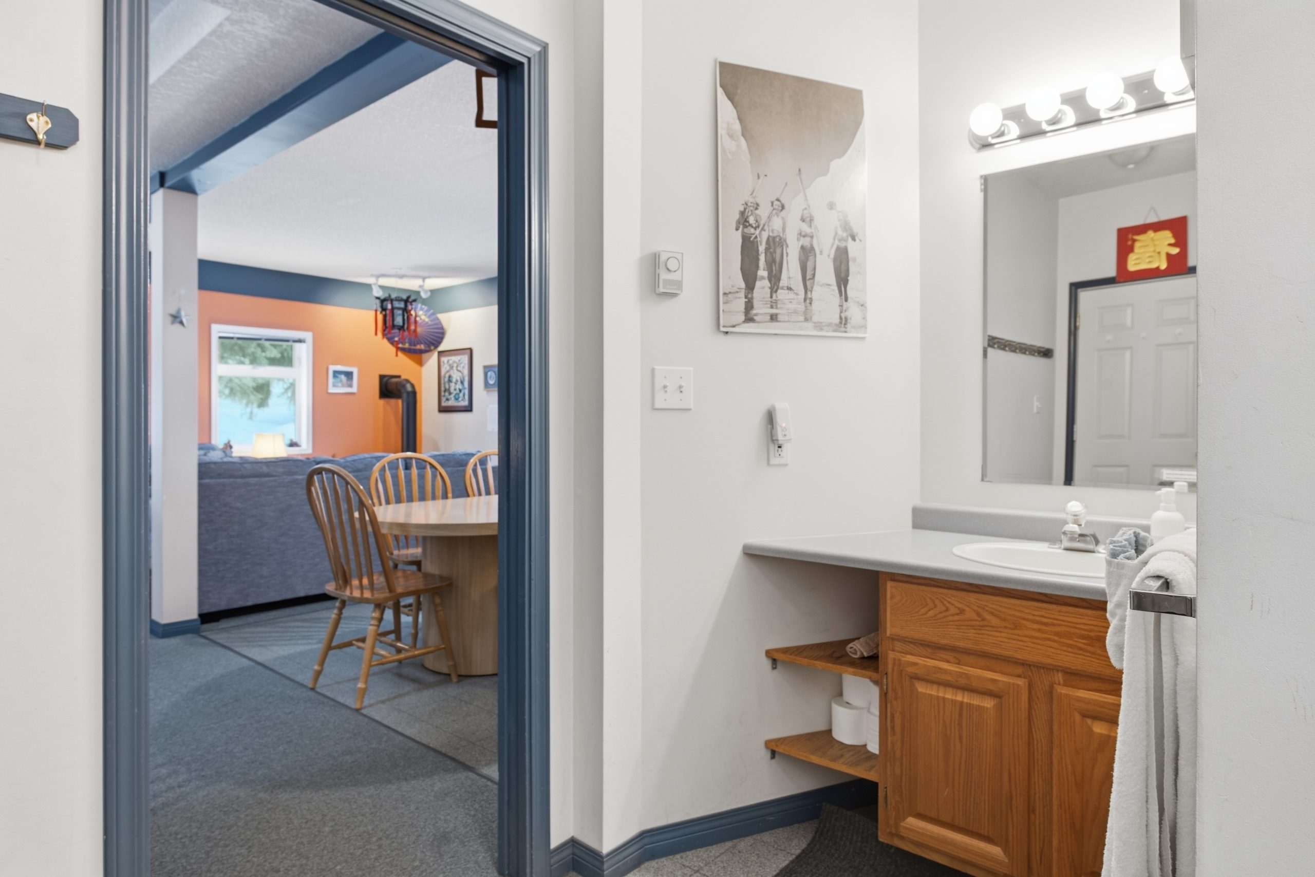 Powder Blue – Silver Star Stays – Pet Friendly Home – Resort Vacation ...