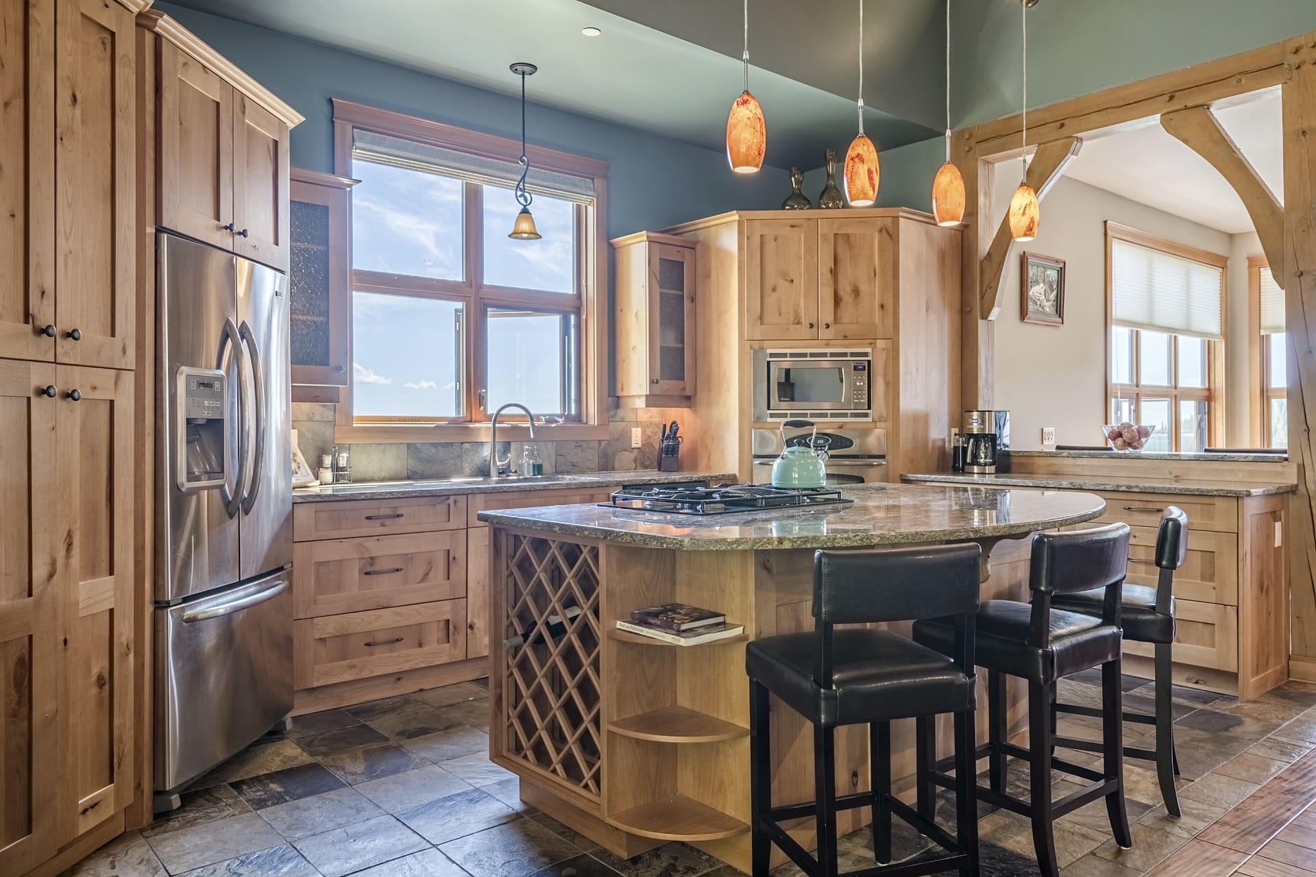 Brand new high ceiling kitchen with modern appliances and fully stocked. Large dining table and area, ski room by back door to private hot tub, private laundry, three levels of living. Garage for parking or storage.